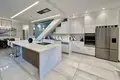 Haus 4 Schlafzimmer 270 m² Nikosia, Zypern