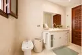 Haus 4 Schlafzimmer 450 m² Rio Real, Spanien