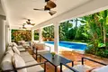 6 bedroom house 537 m² Artola, Spain