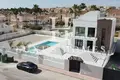 4 bedroom Villa 407 m² Torrevieja, Spain