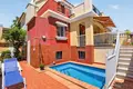 4 bedroom house 129 m² Torrevieja, Spain