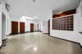 Коммерческое помещение 4 комнаты 150 м² в Варшаве, Польша