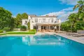Schloss 6 Schlafzimmer 354 m² Santa Ponsa, Spanien