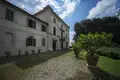 Villa 10 bedrooms 1 000 m² Siena, Italy
