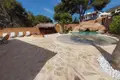 3-Schlafzimmer-Villa 232 m² lAlfas del Pi, Spanien