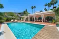 Haus 8 Schlafzimmer 584 m² Dos Hermanas, Spanien