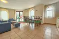 Квартира 3 комнаты 116 м² Несебр, Болгария