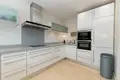 2 bedroom apartment 106 m² Dos Hermanas, Spain