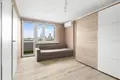 2 room apartment 38 m² Warsaw, Poland