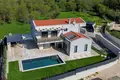 4-Schlafzimmer-Villa 198 m² Poreč, Kroatien