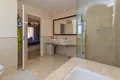 Mieszkanie 3 pokoi 210 m² Benahavis, Hiszpania