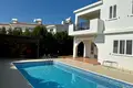 3-Schlafzimmer-Villa 186 m² Empa, Zypern