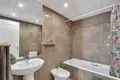 Mieszkanie 2 pokoi 120 m² Benalmadena, Hiszpania