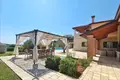 5-Schlafzimmer-Villa 290 m² Poreč, Kroatien