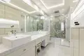 Commercial property 2 rooms 88 m² in Warsaw, Poland