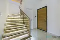 Dzielnica mieszkaniowa Furnished 3 bedroom penthouse with seperate kitchen