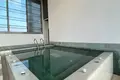 Piso independiente 3 habitaciones 132 m² Na Kluea, Tailandia