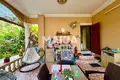 3 bedroom villa 200 m² Nong Prue, Thailand