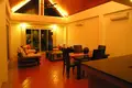 Villa mit 2 Schlafzimmern 110 m² Chalong, Thailand
