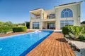 4 bedroom house 368 m² Kamares, Cyprus