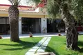 Hotel 997 m² Dassia, Grecja