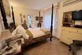4-Schlafzimmer-Villa 260 m² Estepona, Spanien