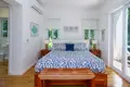 Кондо 1 спальня 158 м² West Bay, Гондурас