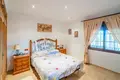 Haus 5 Schlafzimmer 780 m² Dos Hermanas, Spanien