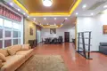 4-Zimmer-Villa 357 m² in Sangkat Phsar Daeum Thkov, Kambodscha