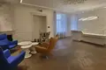 Доходный дом 2 000 м² Рига, Латвия