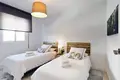 4 bedroom house 180 m² Dos Hermanas, Spain