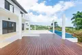 Dom 6 pokojów 613 m² Roatan, Honduras