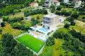 Вилла 4 спальни 335 м² община Клис, Хорватия