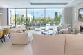 4 bedroom house 424 m² Dos Hermanas, Spain