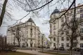 Commercial property 3 rooms 84 m² in Warsaw, Poland