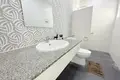 2 bedroom apartment 200 m² Si Sunthon, Thailand