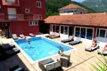 Casa 6 habitaciones 650 m² Zelenika, Montenegro