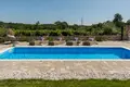 4 bedroom Villa 260 m² Umag, Croatia