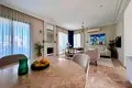 Villa 5 komnat v sovremennom stile s panoramnymi vidami