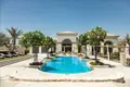 Wohnkomplex Mushrif Village — gated residence by Select Group with swimming pools, gardens and a club in Mirdif, Dubai