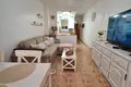 Mieszkanie 2 pokoi 69 m² Torrevieja, Hiszpania