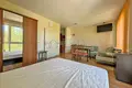 Квартира 1 комната 50 м² Несебр, Болгария