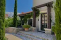 3 bedroom apartment 290 m² Radovici, Montenegro