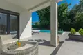 Вилла 4 спальни 230 м² Пореч, Хорватия