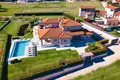 5 bedroom villa 400 m² Grad Porec, Croatia