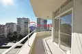 3 bedroom apartment 200 m² Akdeniz, Turkey