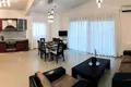 Mieszkanie 2 pokoi 90 m² w Nea Peramos, Grecja