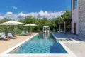 Haus 4 Schlafzimmer 240 m² Buroli, Kroatien