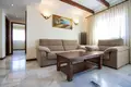 Mieszkanie 3 pokoi 103 m² Torrevieja, Hiszpania