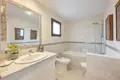 4 bedroom apartment 197 m² Estepona, Spain
